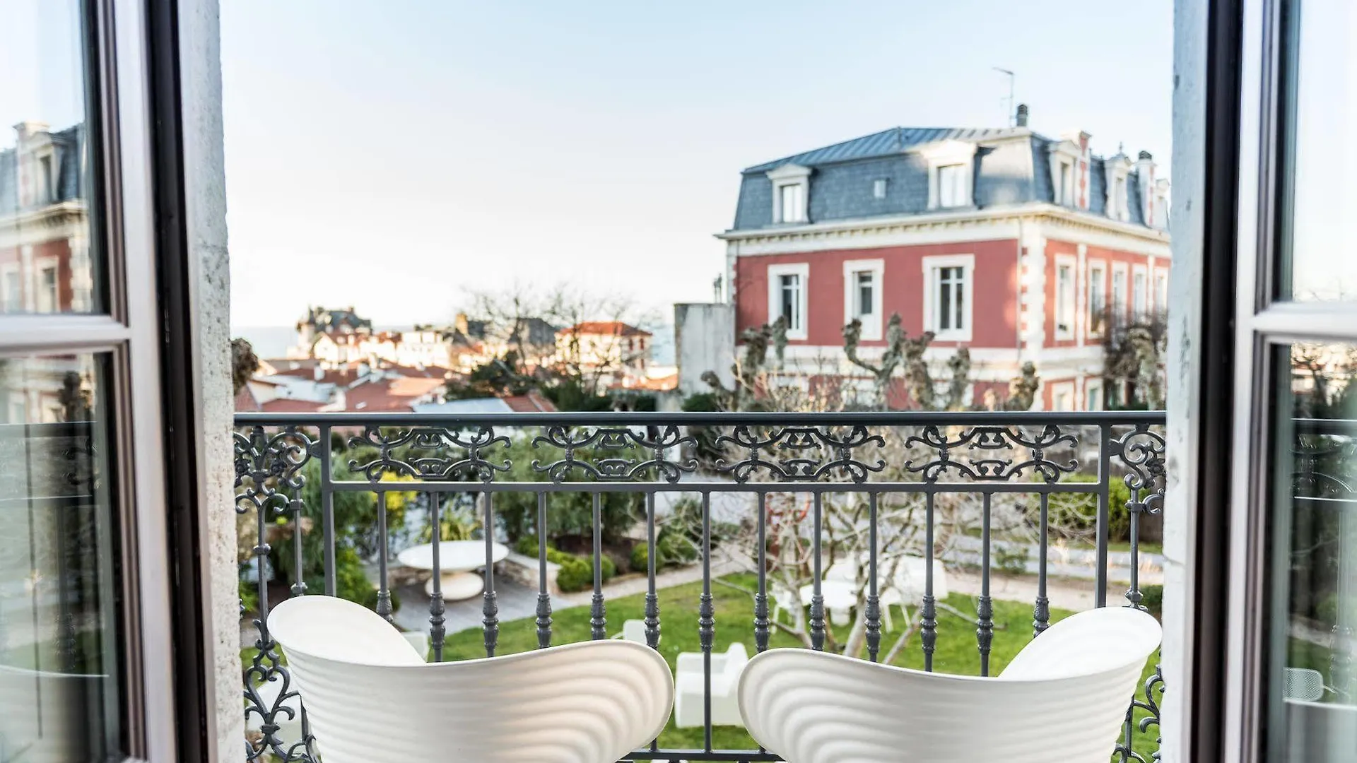 ****  Hotel De Silhouette Biarritz France
